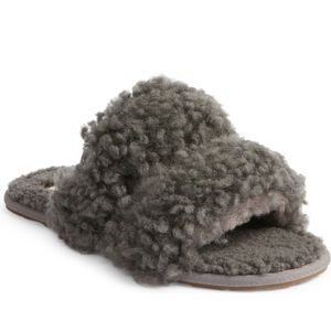 🔥LAST PAIR!!!🔥UGG Maxi Curly Genuine Shearling Scuffetta Slipper